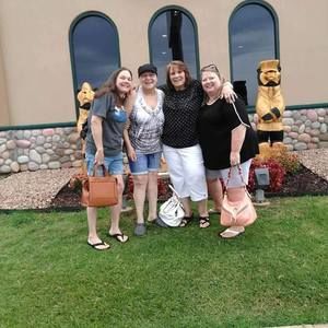 Meet your Posher, Marie